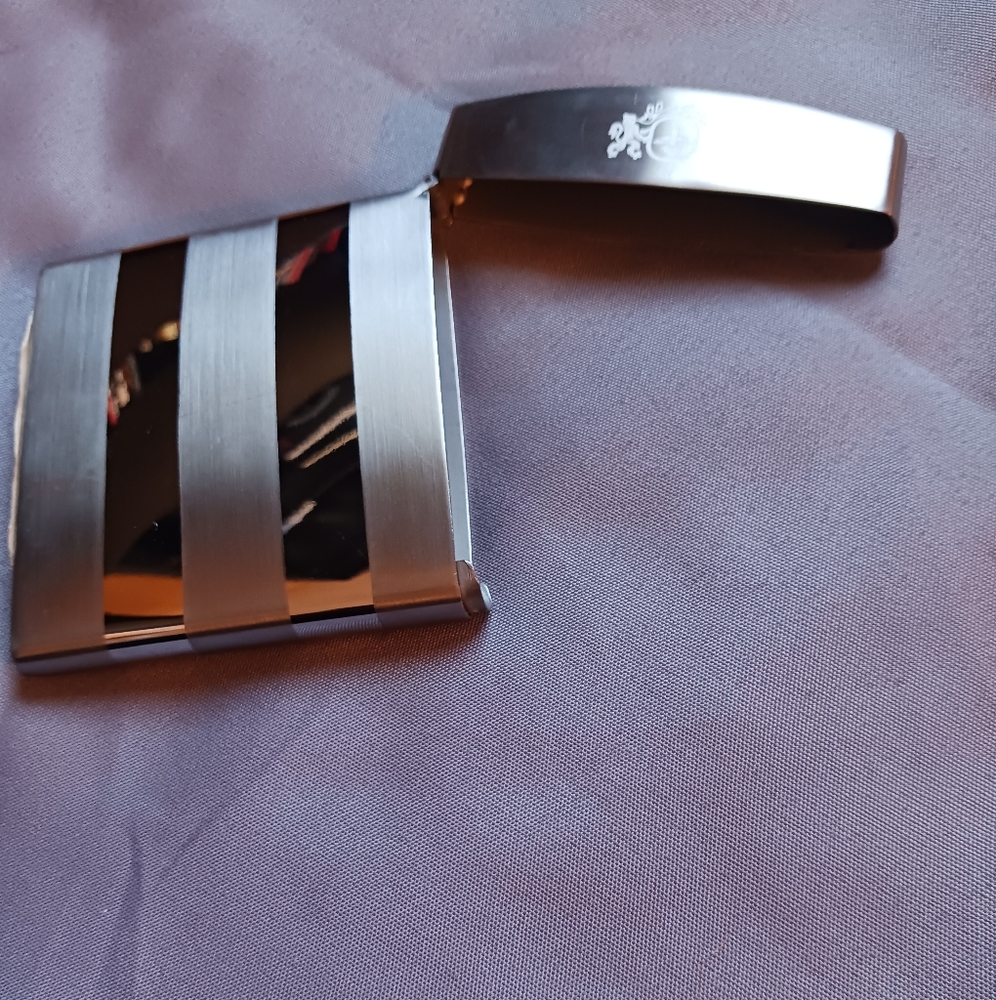 Tin case